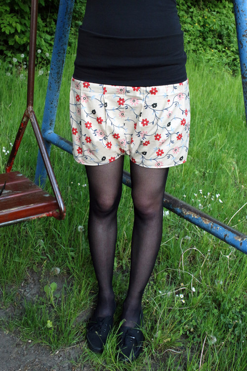 Kraťasosukně Püster FRÜHLING — foto 2