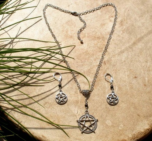 Gothic sada s hematitem — foto 3