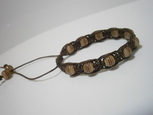 "Kávový" náramek (macramé) — foto 5