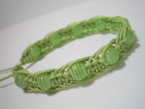 "Pistáciový" náramek (macramé) — foto 3