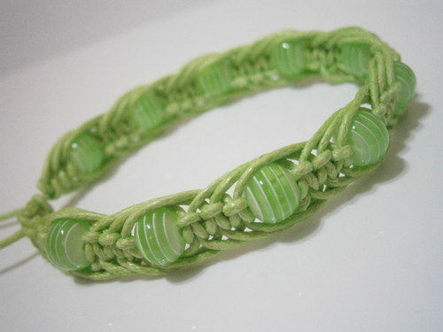 "Pistáciový" náramek (macramé) — foto 4