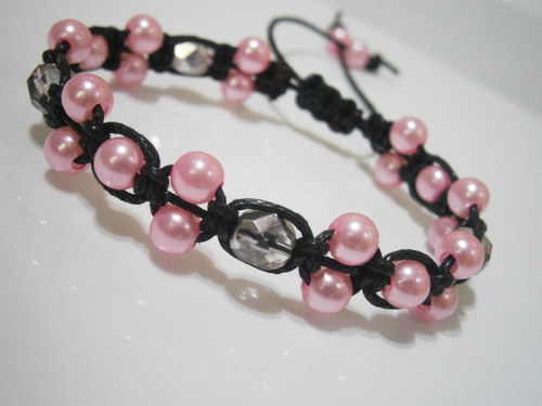 Růžový náramek (macramé) — foto 4