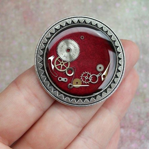 Burgundy brooch — foto 2
