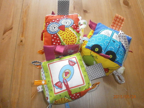 Dětská didaktická kostka — foto 3