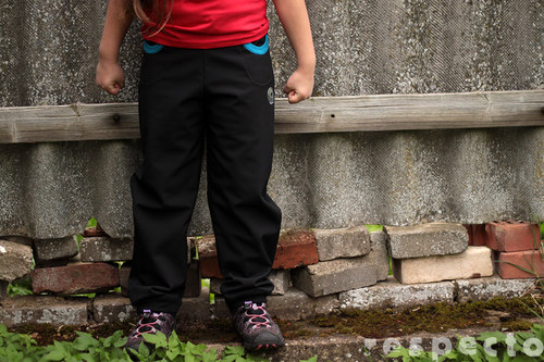 Kalhoty softshell......... vel. asi 8 - 10 let — foto 2