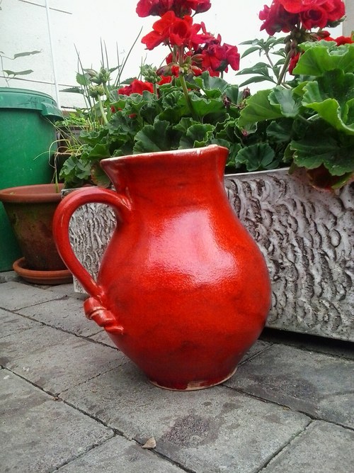 Červený džbánek — foto 2