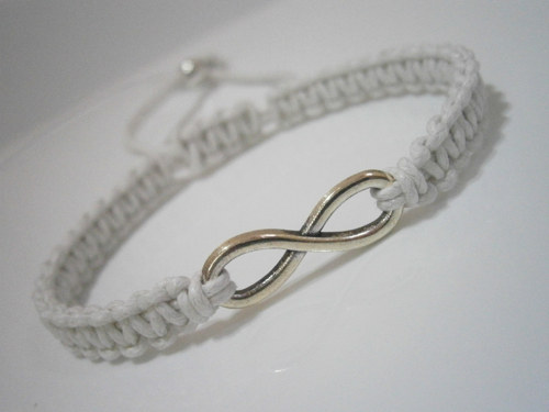 Infinity náramek - bílý (macramé) — foto 2