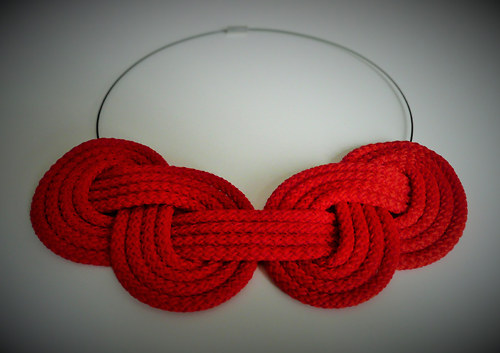 Náhrdelník Loop Red — foto 3