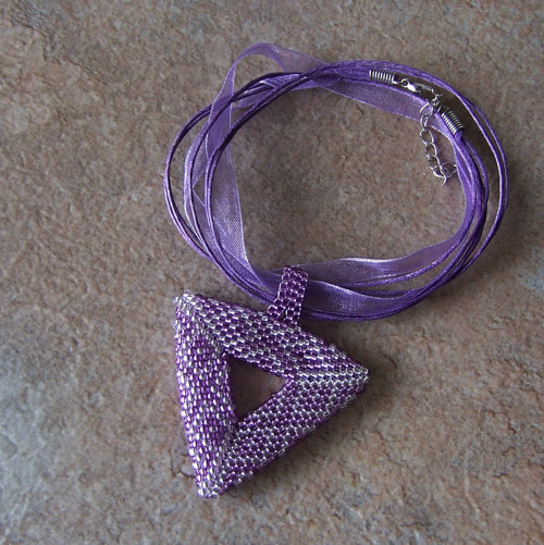 Přívěsek "Triangle" — foto 2