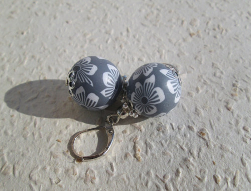 Grey and White — foto 2