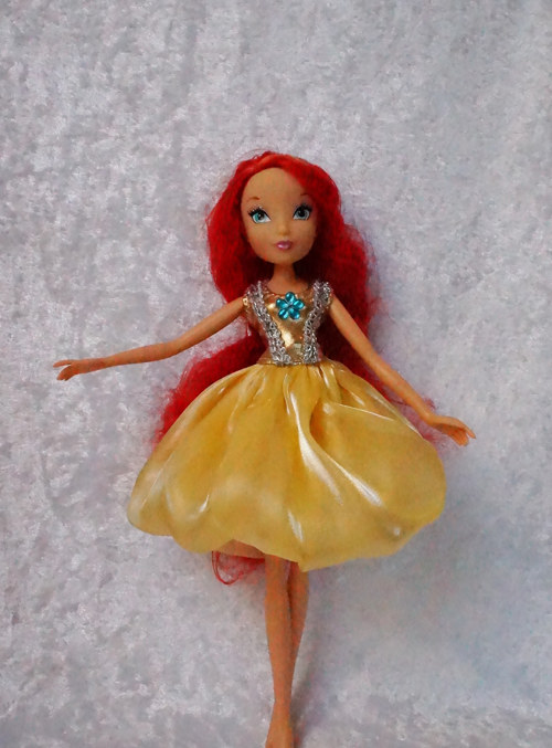 Šaty pro vílu Winx — foto 2