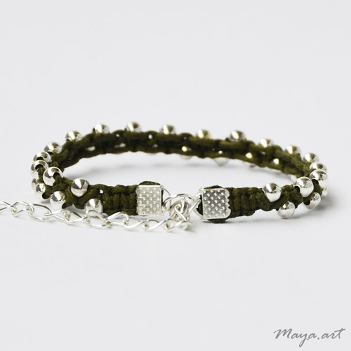 Tmavě zelený náramek "MACRAME BRACELET" — foto 2