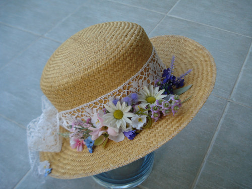 Letní louka slamák — foto 2
