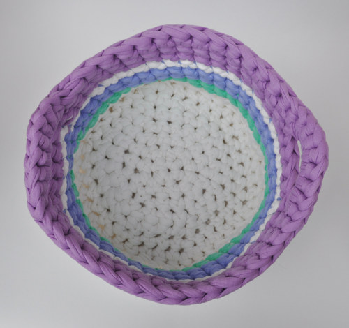 Háčkovaný bavlněný košík ⌀ 22 cm — foto 5