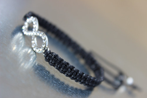 Infinity / Nekonečno.. Náramek macramé — foto 3