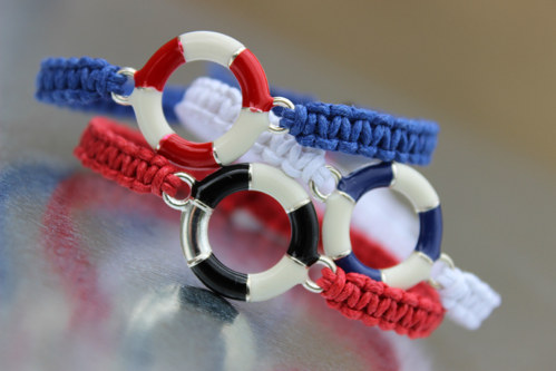 Námořnický.. ;) Náramek macramé — foto 2