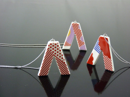 A necklace — foto 2