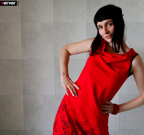 Šaty červené "sakury" (M) — foto 3
