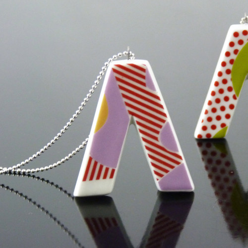 A necklace — foto 2