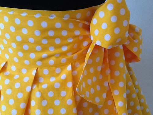 Modrá zavinovací sukně dl. 60 cm — foto 4
