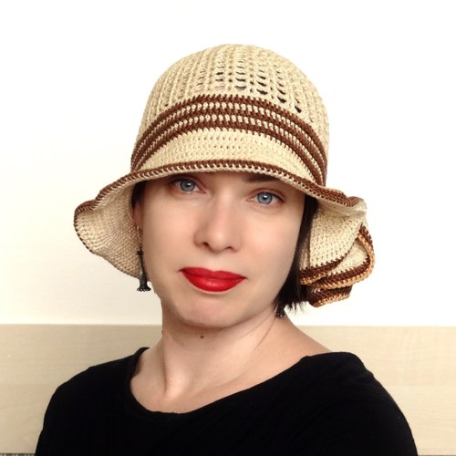 Miss karamelka - variabilní klobouk — foto 2