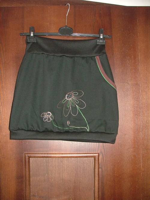 Černá s květem — foto 2