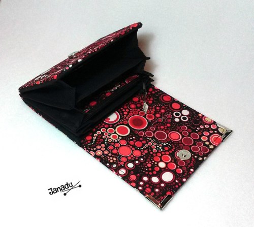 Peněženka bublinková do červena 13,5 x 11 cm — foto 3