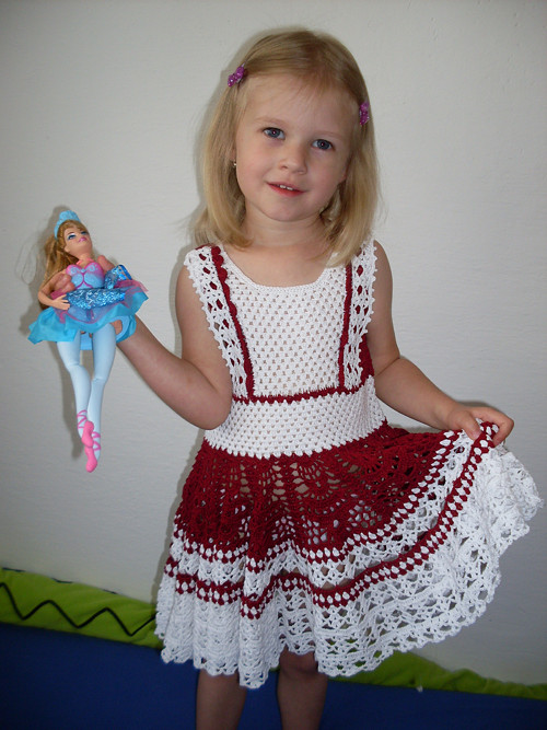 Vínovobílé šatičky — foto 4