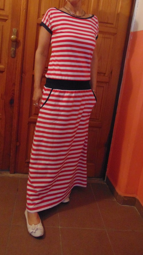 Šaty čevené pruhy,prostě dlouhé — foto 2