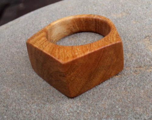 Dřevěný prsten - třešeň — foto 3