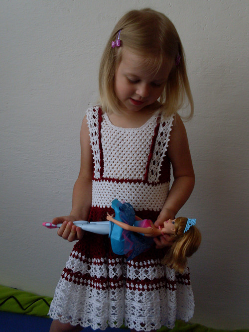Vínovobílé šatičky — foto 6