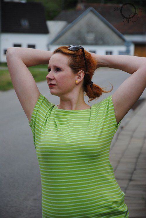 Zářivě zelené pruhované, vel. XL — foto 2