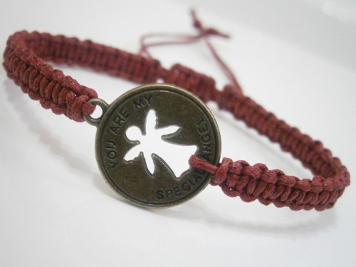 "Angel" náramek - vínový (macramé) — foto 2