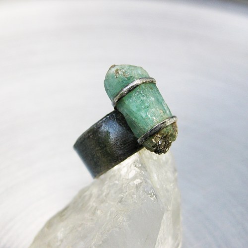 Emerald - prsten se smaragdem — foto 2