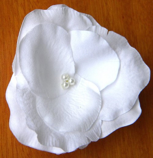 Bílý květ - brož — foto 2