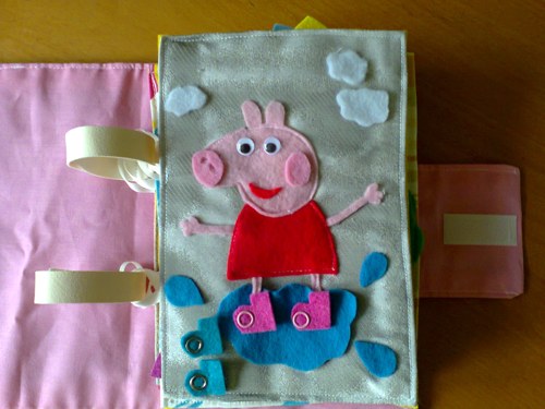 Quiet book pro Emičku — foto 2