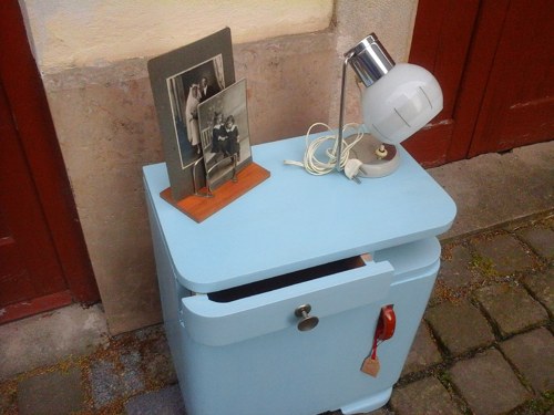 Retro noční stolek — foto 2