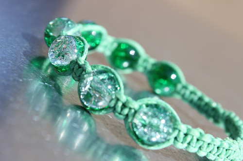 Miss green.. Náramek macrame/shamballa — foto 5