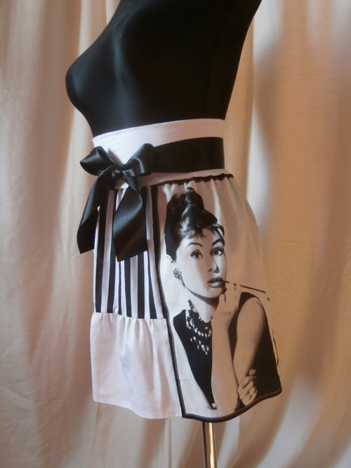 Audrey v bílém — foto 3