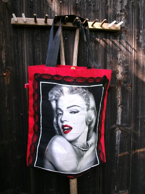Marylin v krajce černé — foto 5