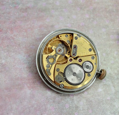 Gold brooch — foto 2