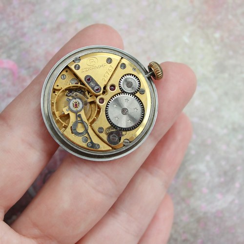 Gold brooch — foto 3