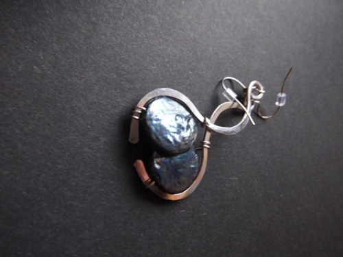 Pendientes de perlas negras en acero inoxidable — foto 3