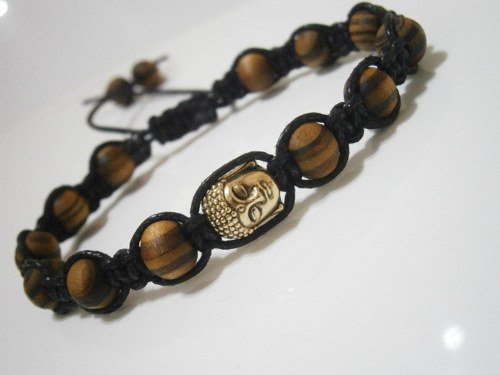 Pánský dřevěný náramek s buddhou (macramé) — foto 5