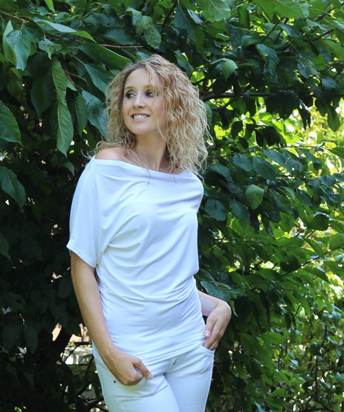 Volné asymetrické triko - bílé — foto 6