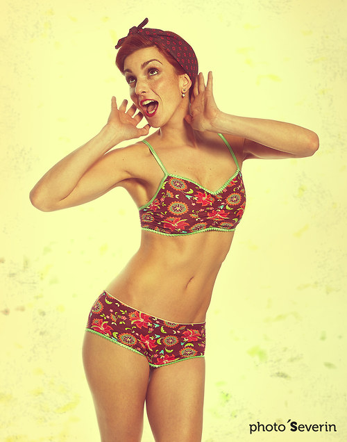 PODPRSENKA Pin-up - Pattern — foto 2
