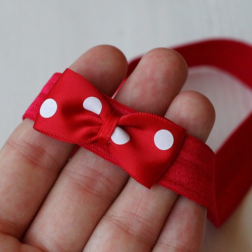 Čelenka pro newborn- červená s puntíky — foto 2
