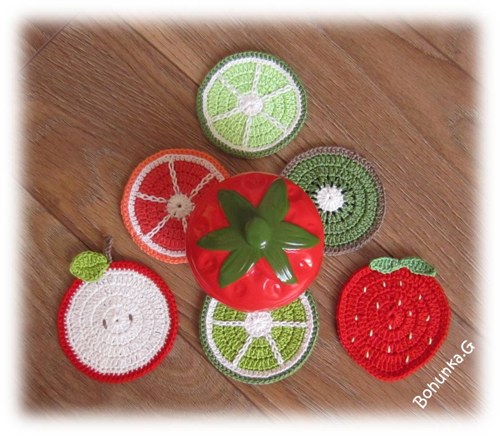 Háčkované podšálky tutti frutti — foto 3