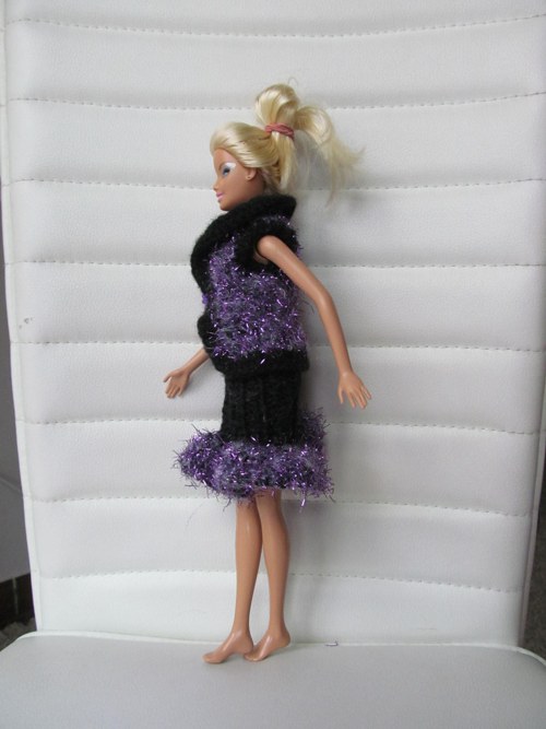 Fialový komplet pro Barbie — foto 2