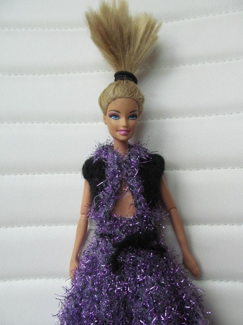 Fialový komplet pro Barbie I — foto 2